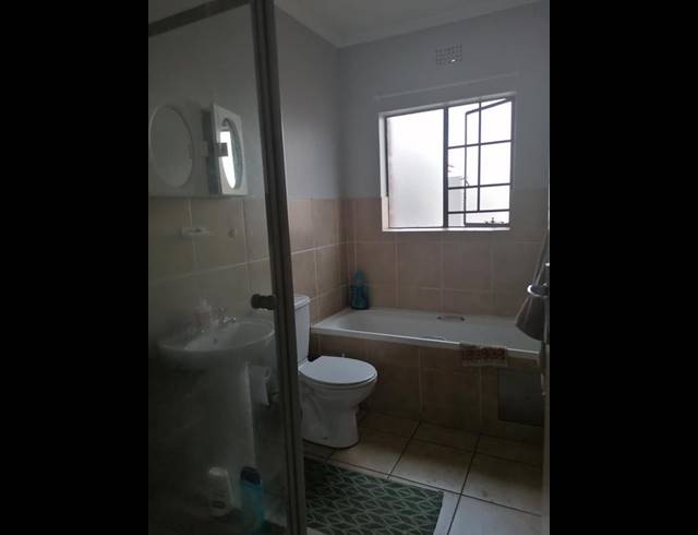 2 BEDROOM APARTMENT FOR SALE IN SONNEVELD